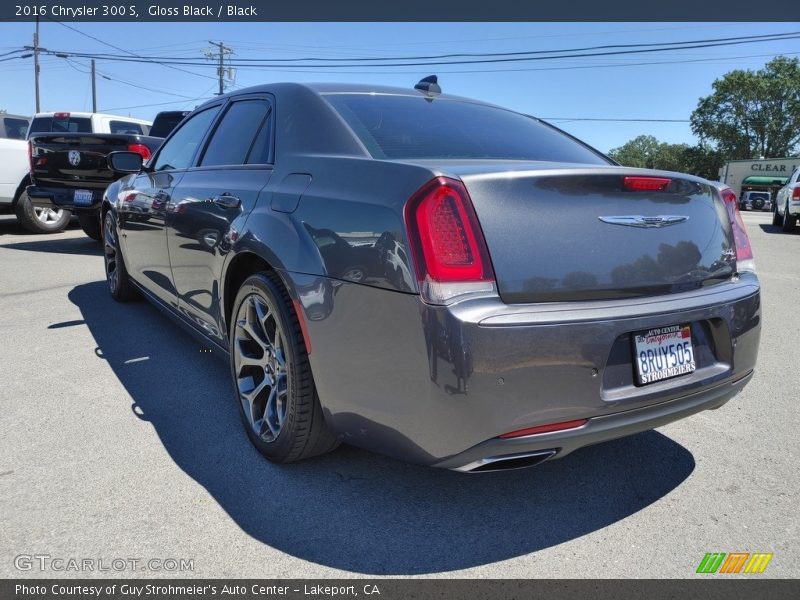 Gloss Black / Black 2016 Chrysler 300 S