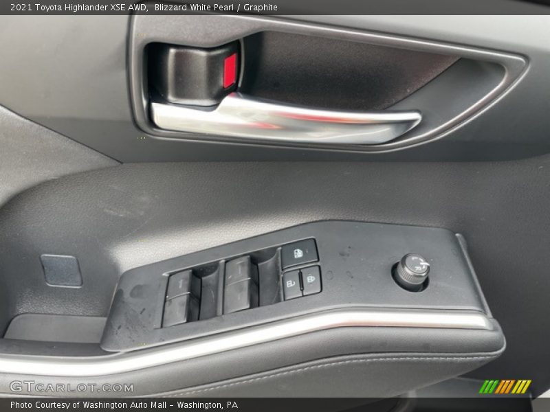 Blizzard White Pearl / Graphite 2021 Toyota Highlander XSE AWD