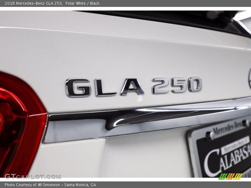 Polar White / Black 2018 Mercedes-Benz GLA 250