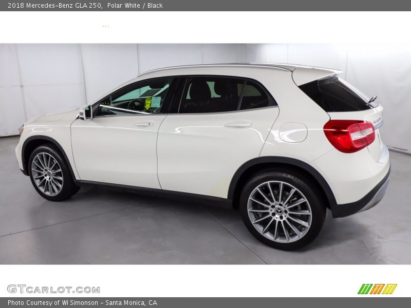 Polar White / Black 2018 Mercedes-Benz GLA 250