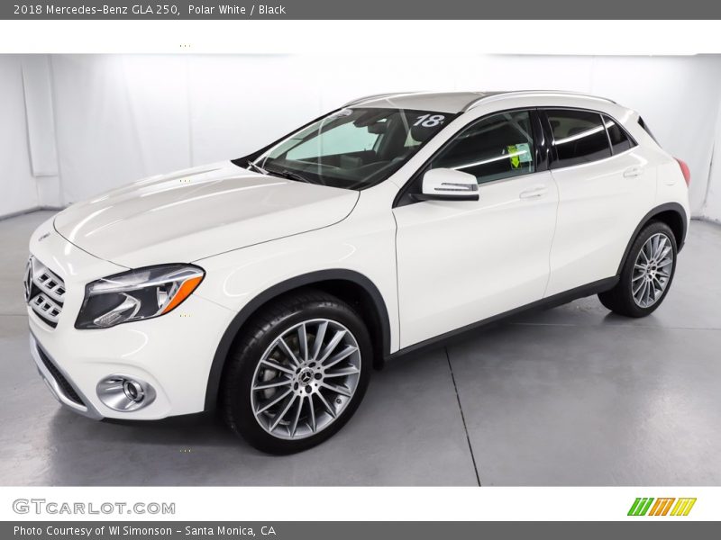 Polar White / Black 2018 Mercedes-Benz GLA 250