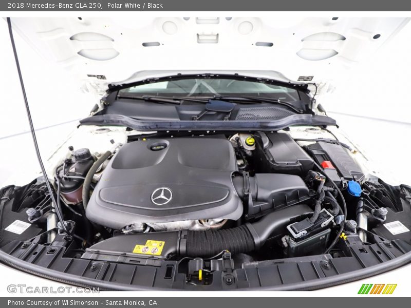 Polar White / Black 2018 Mercedes-Benz GLA 250