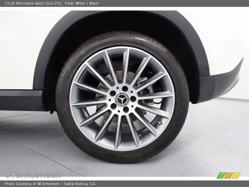 Polar White / Black 2018 Mercedes-Benz GLA 250