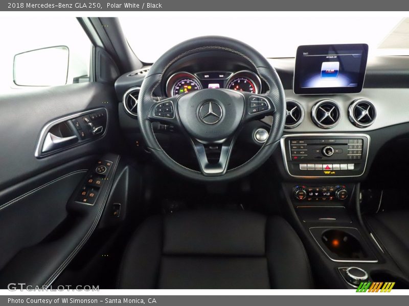 Polar White / Black 2018 Mercedes-Benz GLA 250