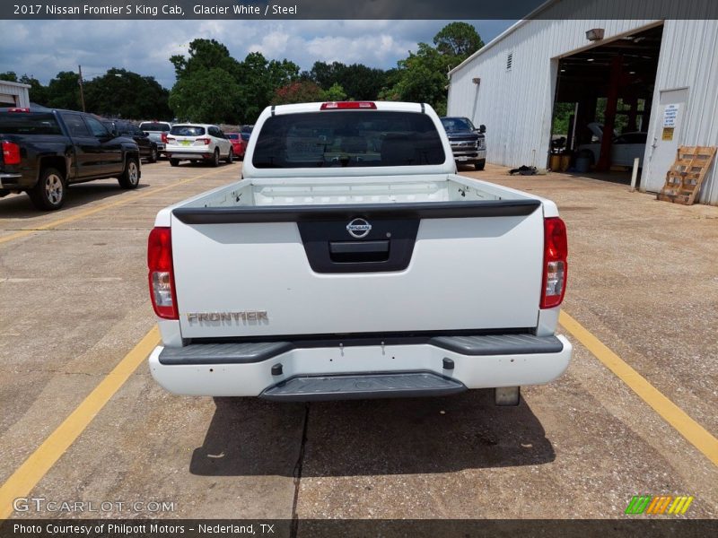 Glacier White / Steel 2017 Nissan Frontier S King Cab
