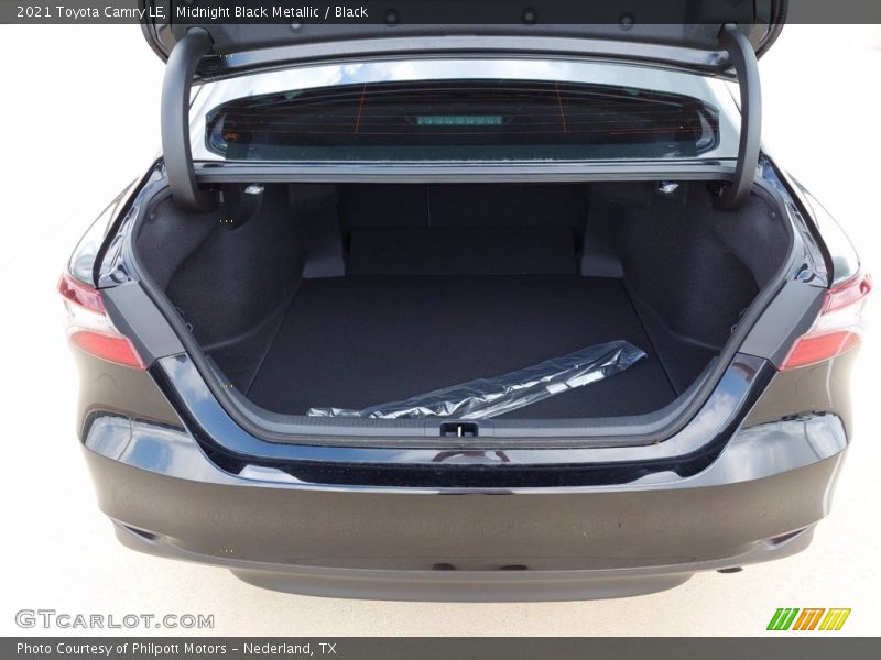 Midnight Black Metallic / Black 2021 Toyota Camry LE