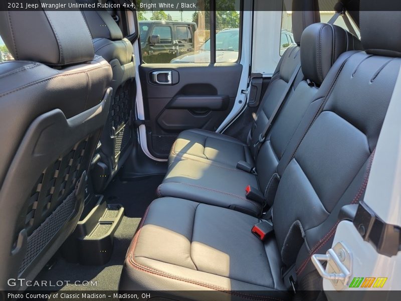 Bright White / Black 2021 Jeep Wrangler Unlimited Rubicon 4x4