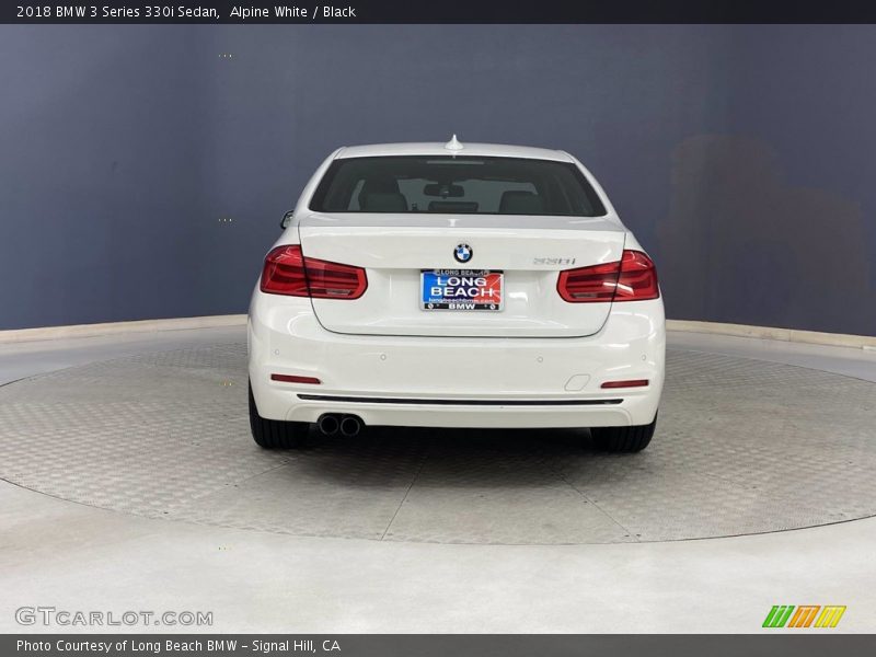 Alpine White / Black 2018 BMW 3 Series 330i Sedan