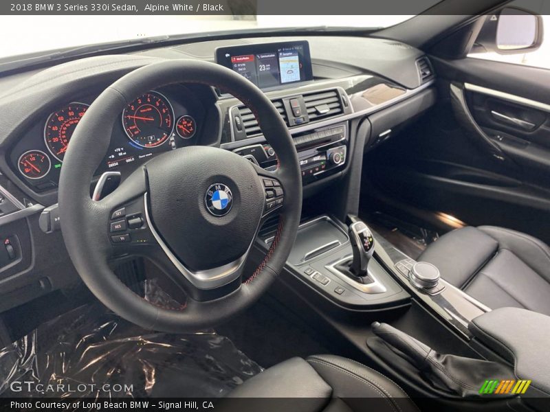 Alpine White / Black 2018 BMW 3 Series 330i Sedan