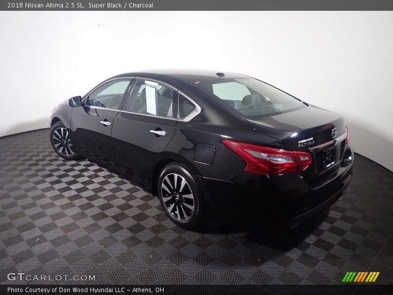 Super Black / Charcoal 2018 Nissan Altima 2.5 SL