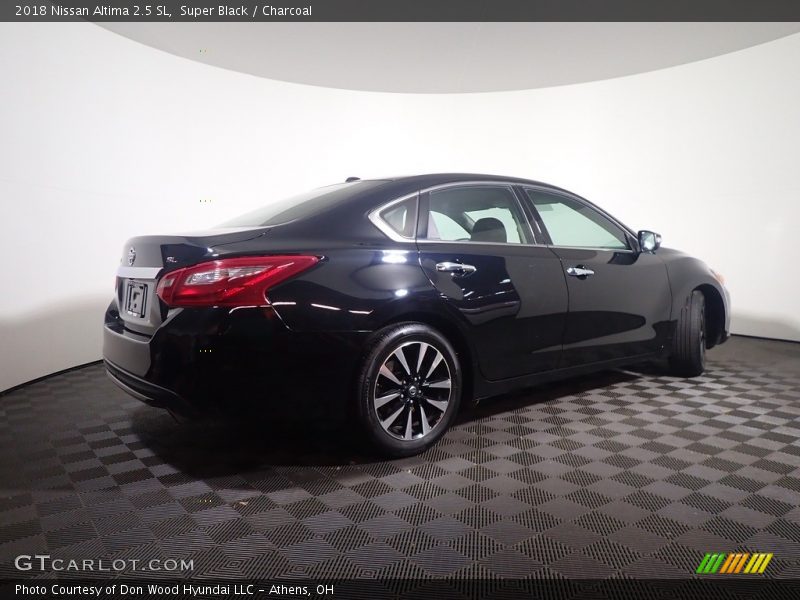 Super Black / Charcoal 2018 Nissan Altima 2.5 SL