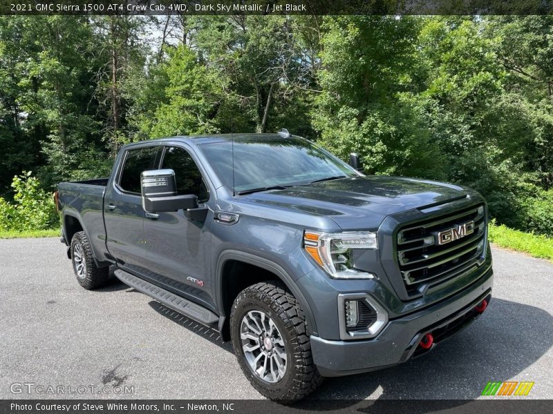 Front 3/4 View of 2021 Sierra 1500 AT4 Crew Cab 4WD