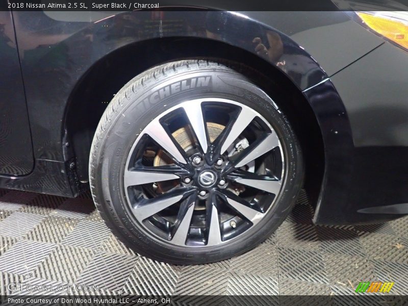 Super Black / Charcoal 2018 Nissan Altima 2.5 SL