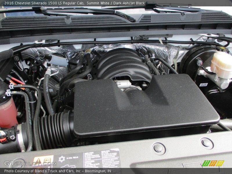 Summit White / Dark Ash/Jet Black 2016 Chevrolet Silverado 1500 LS Regular Cab