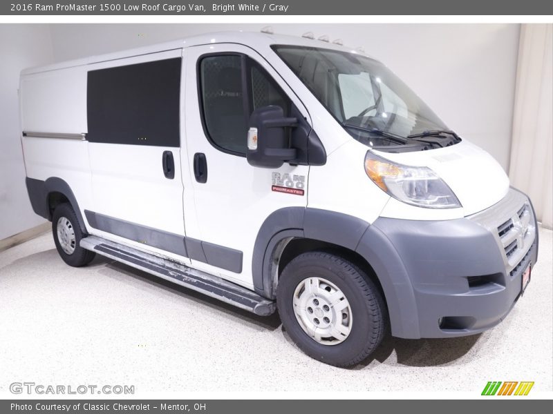 Front 3/4 View of 2016 ProMaster 1500 Low Roof Cargo Van