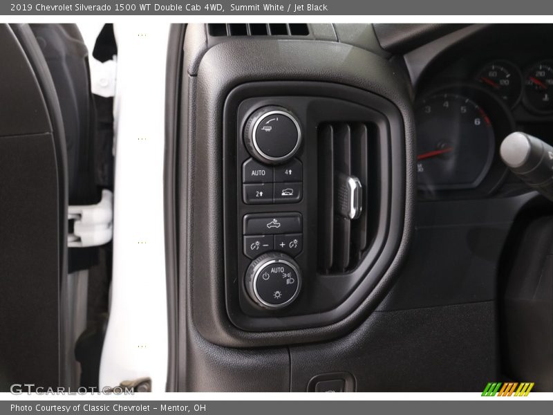 Summit White / Jet Black 2019 Chevrolet Silverado 1500 WT Double Cab 4WD