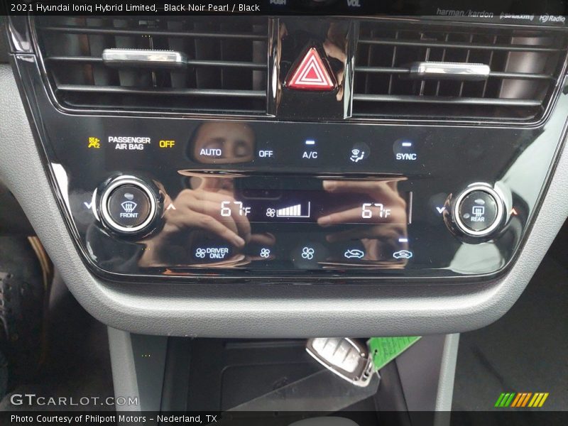 Controls of 2021 Ioniq Hybrid Limited