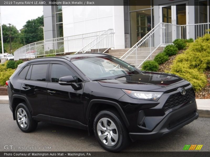 Midnight Black Metallic / Black 2019 Toyota RAV4 LE AWD