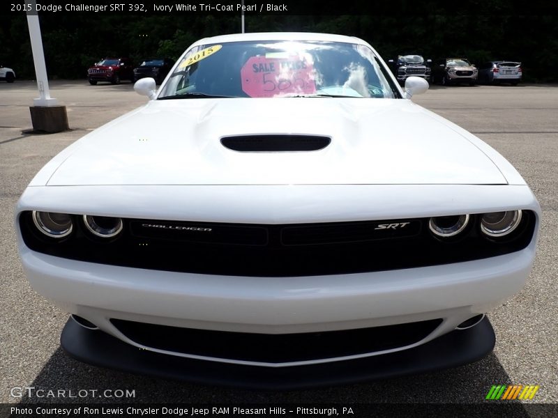 Ivory White Tri-Coat Pearl / Black 2015 Dodge Challenger SRT 392