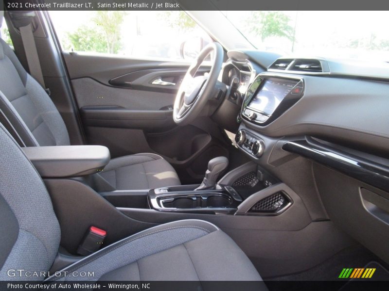 Satin Steel Metallic / Jet Black 2021 Chevrolet TrailBlazer LT