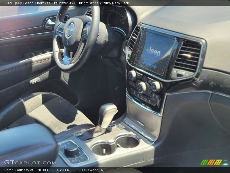 Bright White / Ruby Red/Black 2020 Jeep Grand Cherokee Trailhawk 4x4