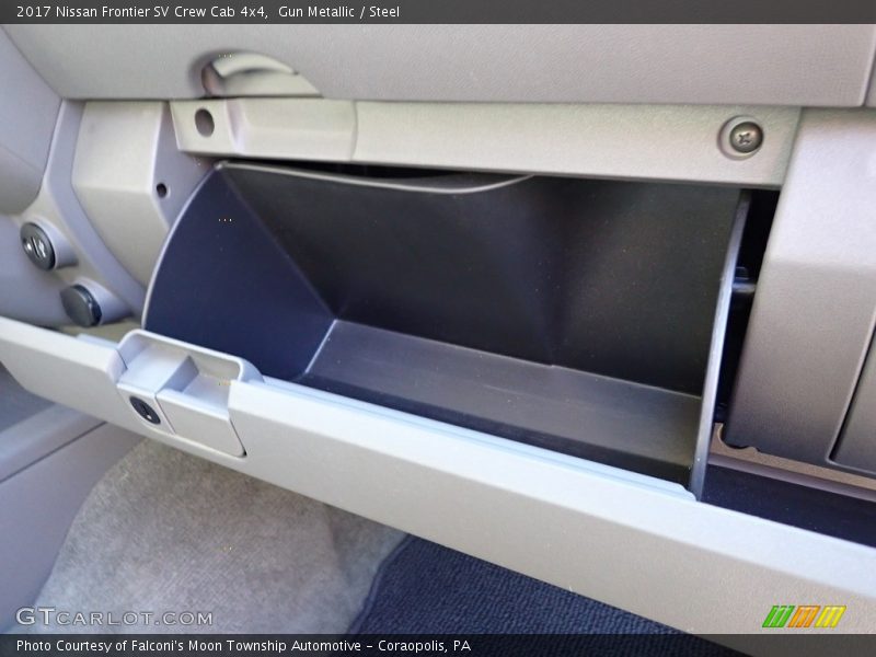 Gun Metallic / Steel 2017 Nissan Frontier SV Crew Cab 4x4