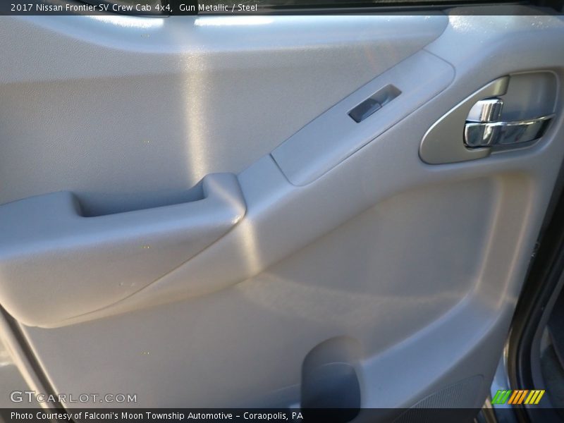 Gun Metallic / Steel 2017 Nissan Frontier SV Crew Cab 4x4