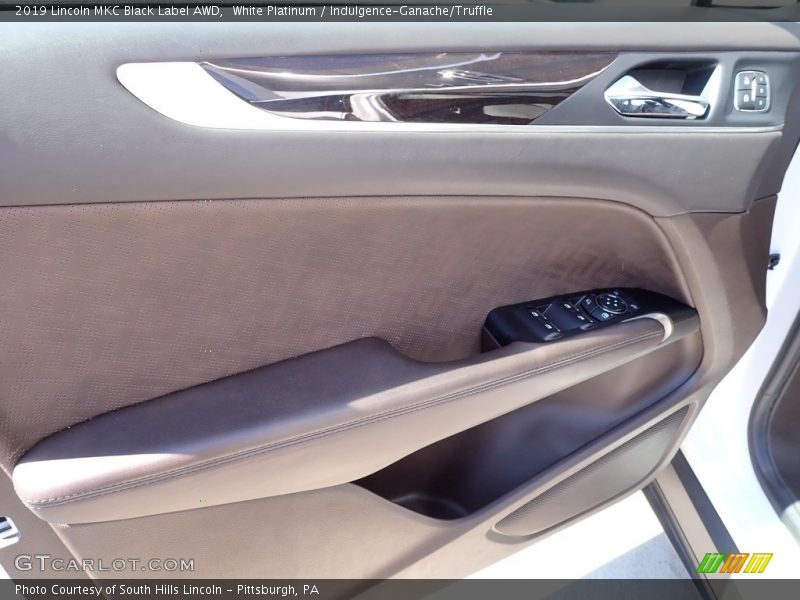 Door Panel of 2019 MKC Black Label AWD