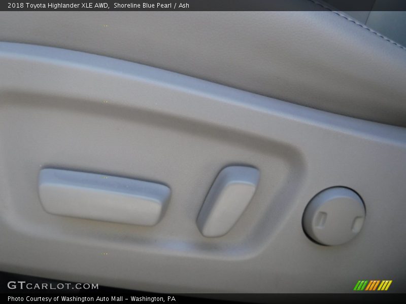 Shoreline Blue Pearl / Ash 2018 Toyota Highlander XLE AWD