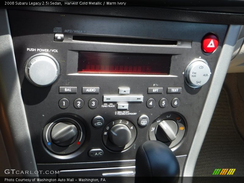 Harvest Gold Metallic / Warm Ivory 2008 Subaru Legacy 2.5i Sedan