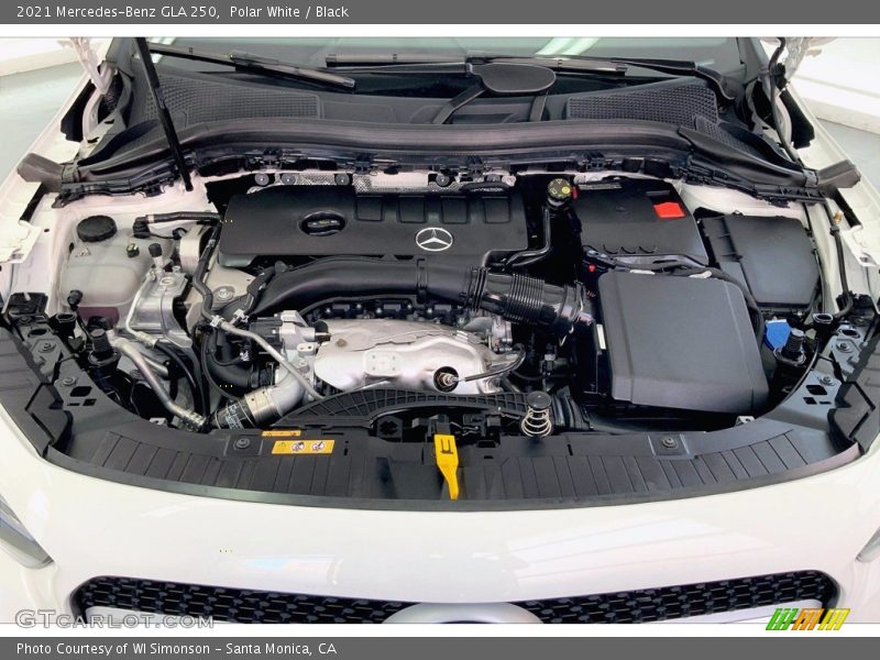 Polar White / Black 2021 Mercedes-Benz GLA 250