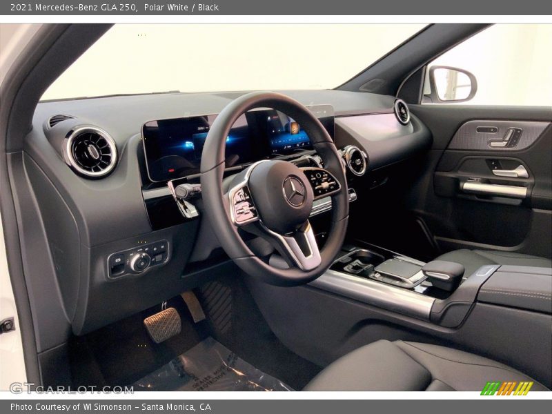 Polar White / Black 2021 Mercedes-Benz GLA 250