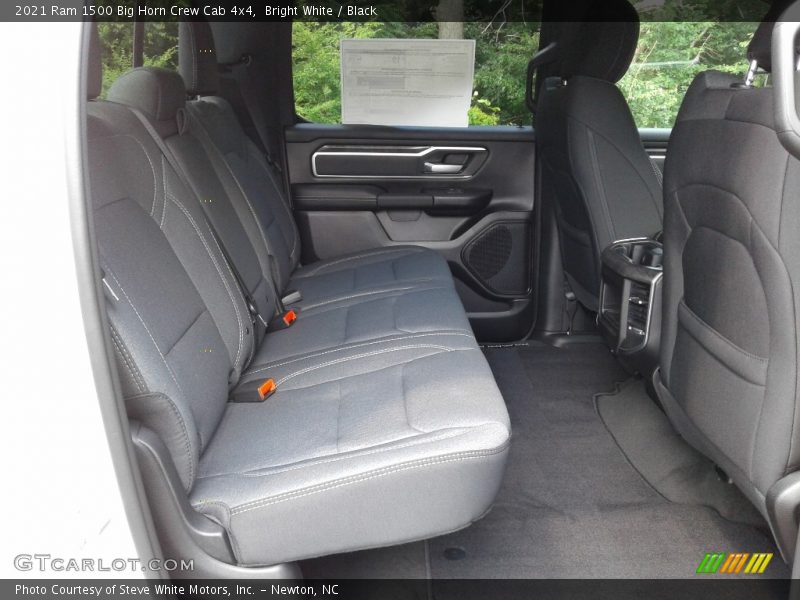 Bright White / Black 2021 Ram 1500 Big Horn Crew Cab 4x4