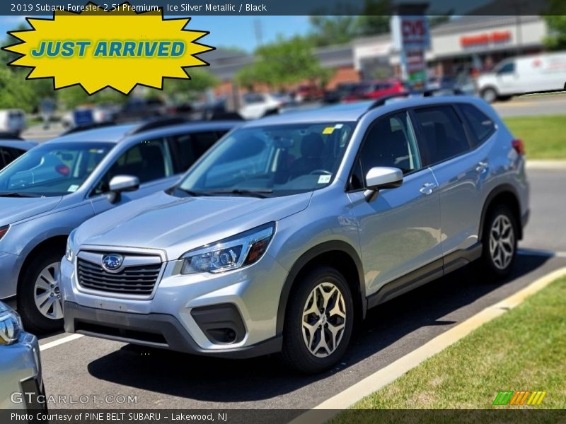 Ice Silver Metallic / Black 2019 Subaru Forester 2.5i Premium