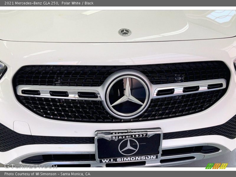 Polar White / Black 2021 Mercedes-Benz GLA 250