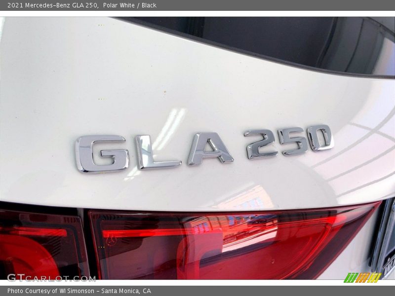 Polar White / Black 2021 Mercedes-Benz GLA 250
