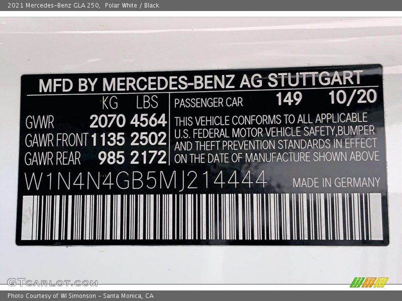Polar White / Black 2021 Mercedes-Benz GLA 250