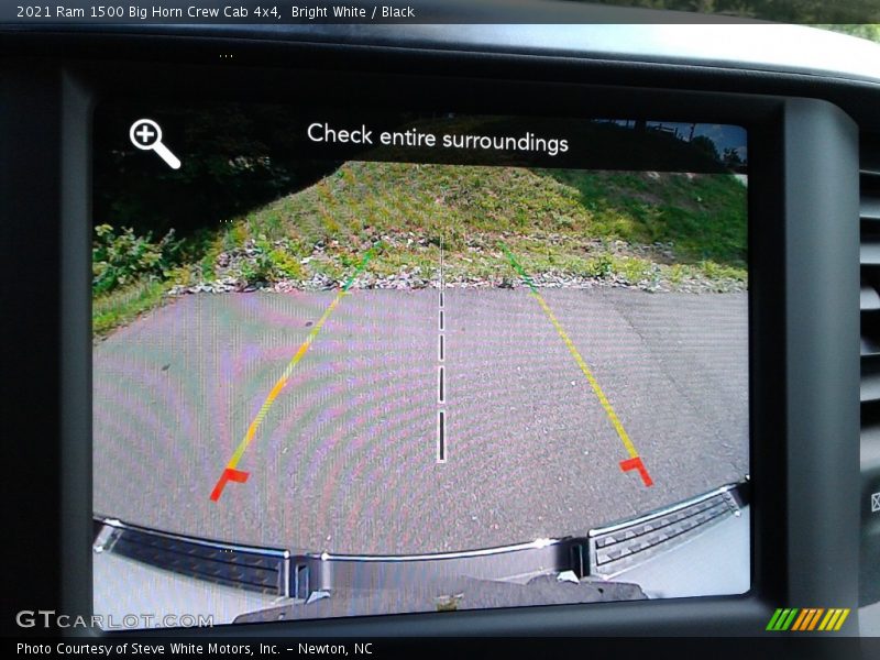 Bright White / Black 2021 Ram 1500 Big Horn Crew Cab 4x4