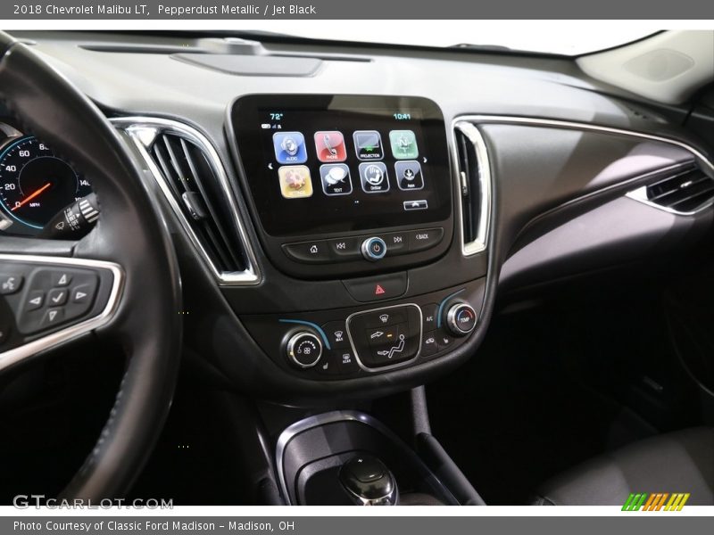 Pepperdust Metallic / Jet Black 2018 Chevrolet Malibu LT