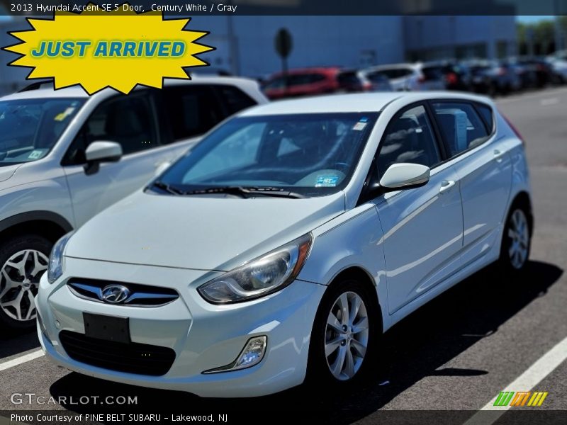 Century White / Gray 2013 Hyundai Accent SE 5 Door