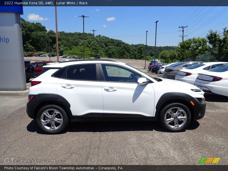 Lunar White / Black 2022 Hyundai Kona SEL AWD