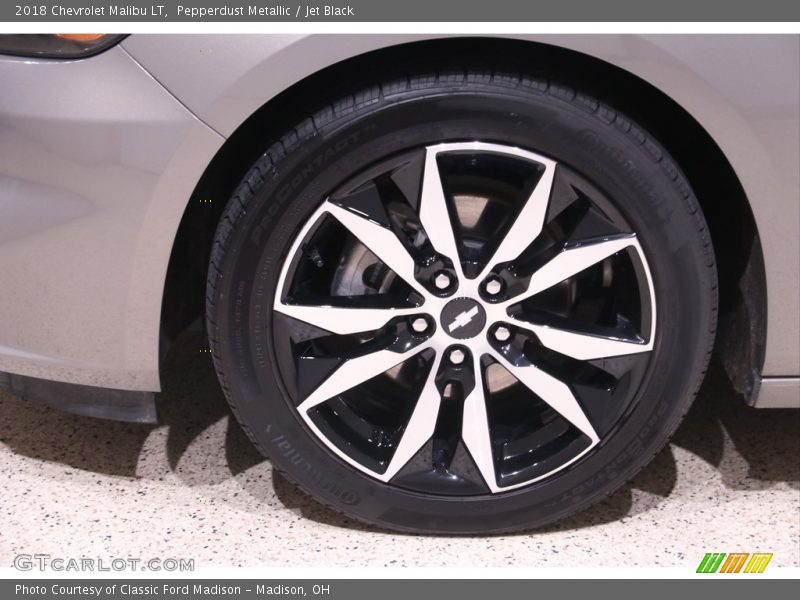 Pepperdust Metallic / Jet Black 2018 Chevrolet Malibu LT