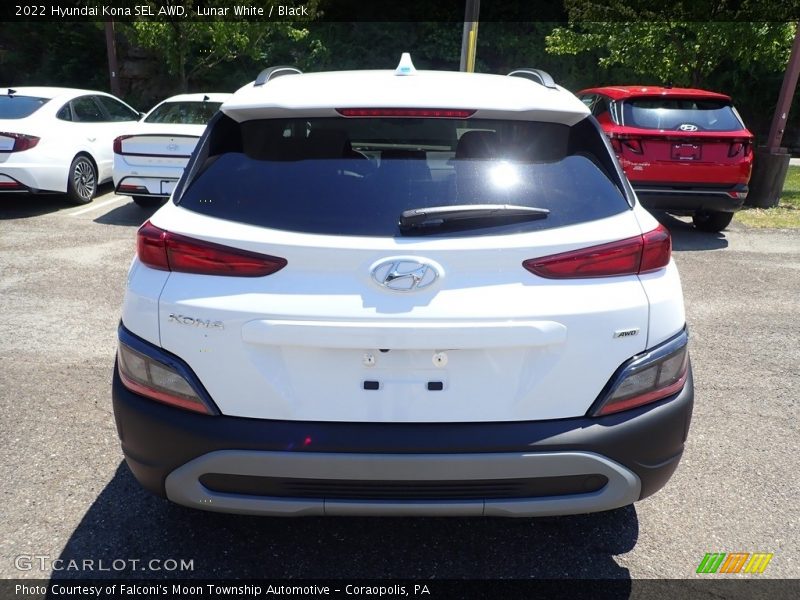 Lunar White / Black 2022 Hyundai Kona SEL AWD