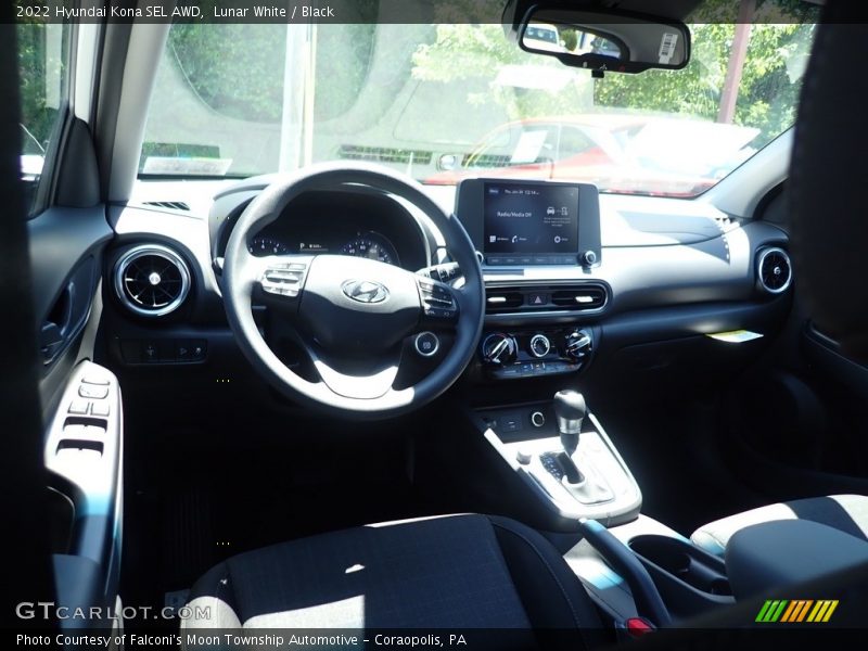 Lunar White / Black 2022 Hyundai Kona SEL AWD