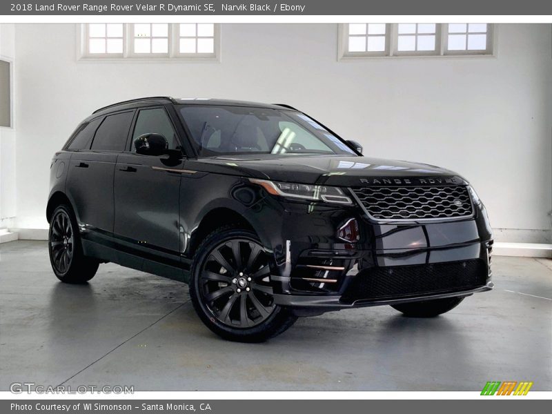 Front 3/4 View of 2018 Range Rover Velar R Dynamic SE