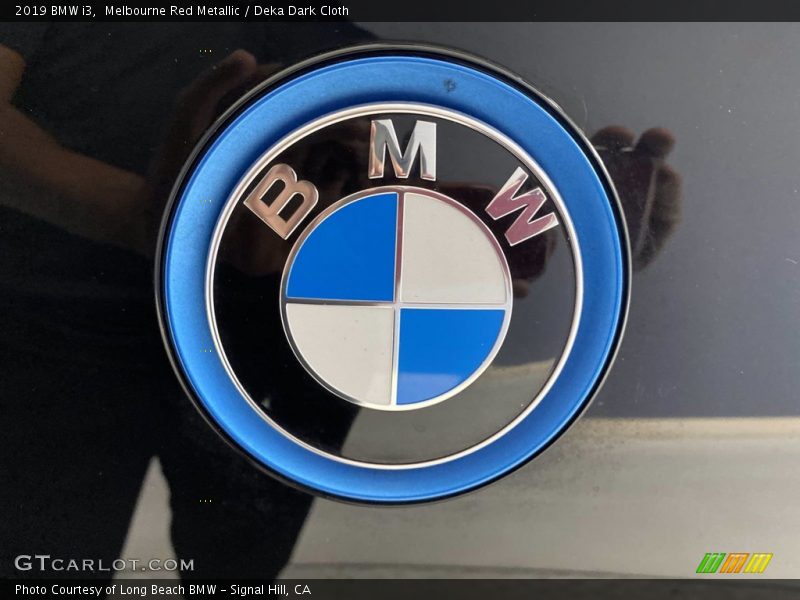 Melbourne Red Metallic / Deka Dark Cloth 2019 BMW i3