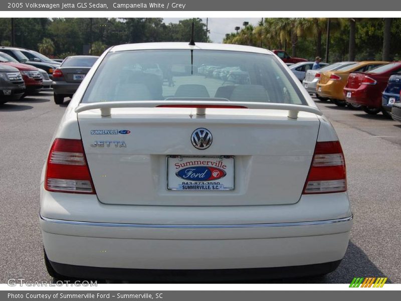 Campanella White / Grey 2005 Volkswagen Jetta GLS Sedan
