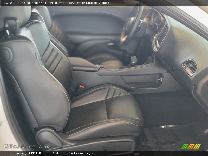 Front Seat of 2018 Challenger SRT Hellcat Widebody