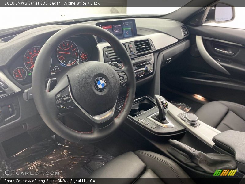 Alpine White / Black 2018 BMW 3 Series 330i Sedan