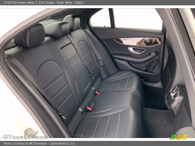 Polar White / Black 2018 Mercedes-Benz C 300 Sedan